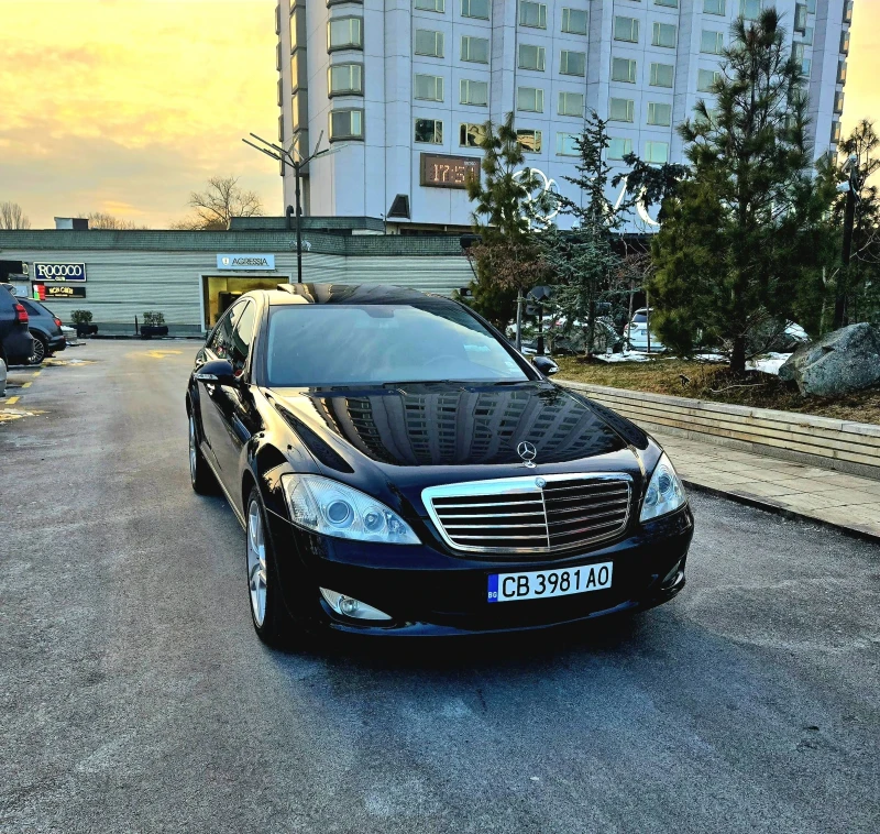 Mercedes-Benz S 320 Mercedes S320CDI сменена верига, снимка 1 - Автомобили и джипове - 49256174