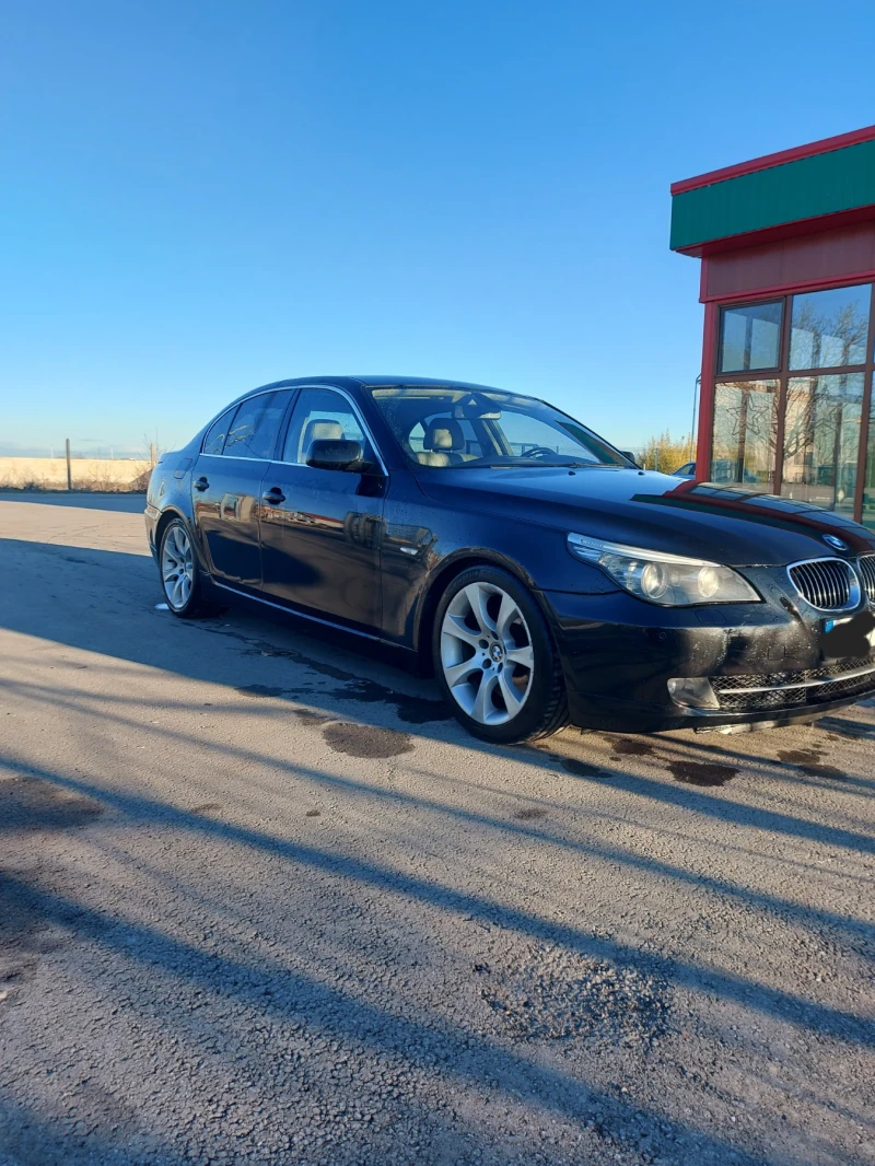 BMW 530 D  Facelift, снимка 3 - Автомобили и джипове - 49292997