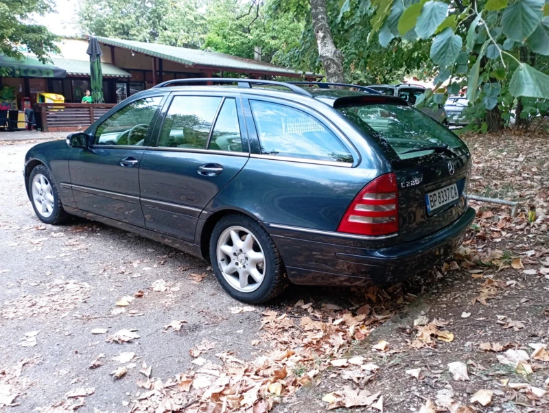 Mercedes-Benz C 220 Mercedes - Benz C220, снимка 16 - Автомобили и джипове - 49331450