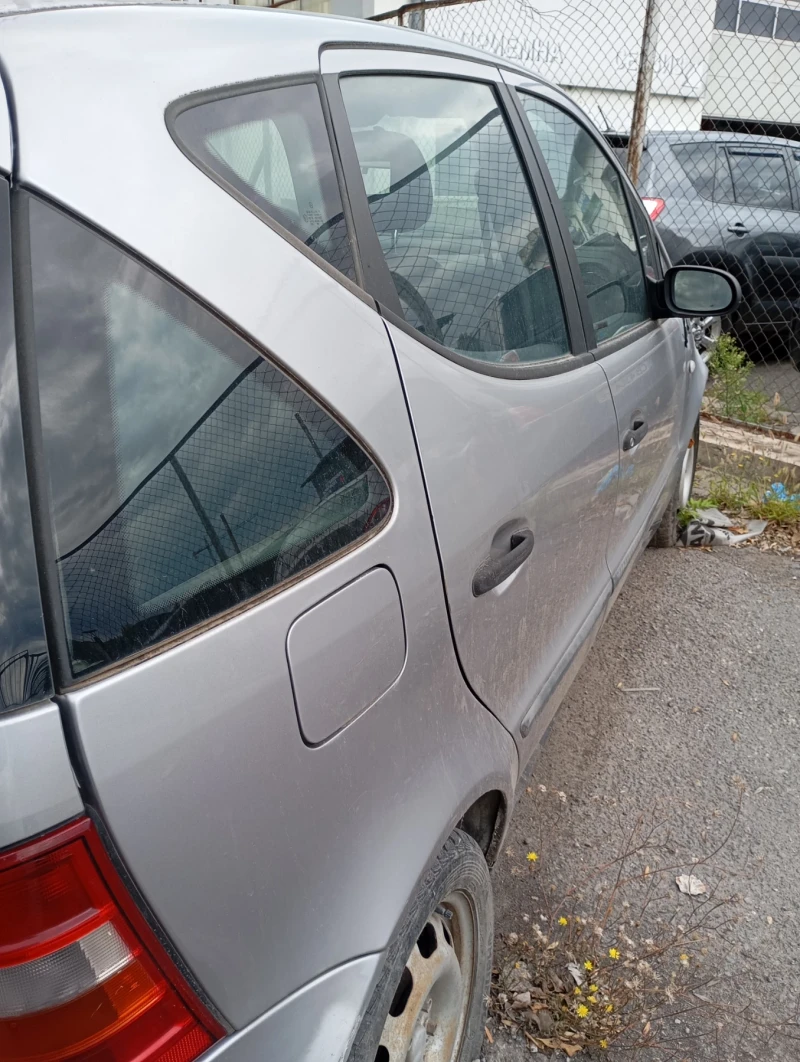 Mercedes-Benz A 160 1, 7, снимка 3 - Автомобили и джипове - 52214406