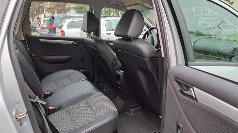 Mercedes-Benz A 180 CDI Facelift/ Автоматик/ Темпомат, снимка 16 - Автомобили и джипове - 53486174