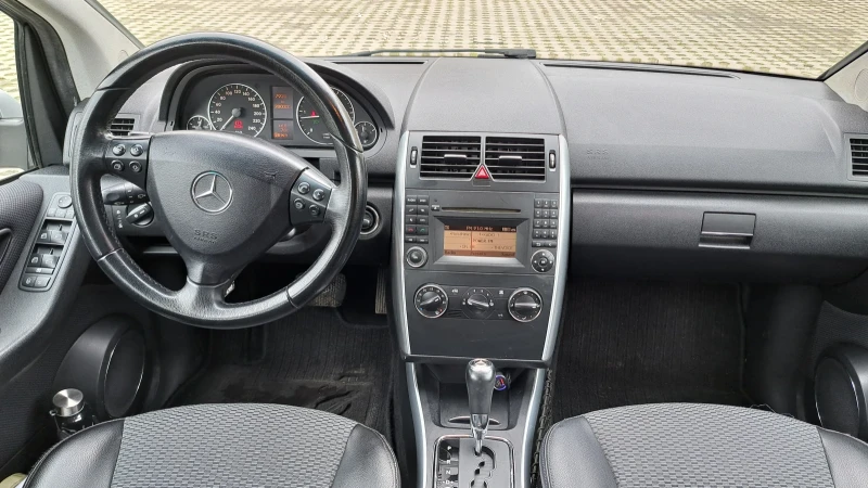 Mercedes-Benz A 180 CDI Facelift/ Автоматик/ Темпомат, снимка 17 - Автомобили и джипове - 53486174