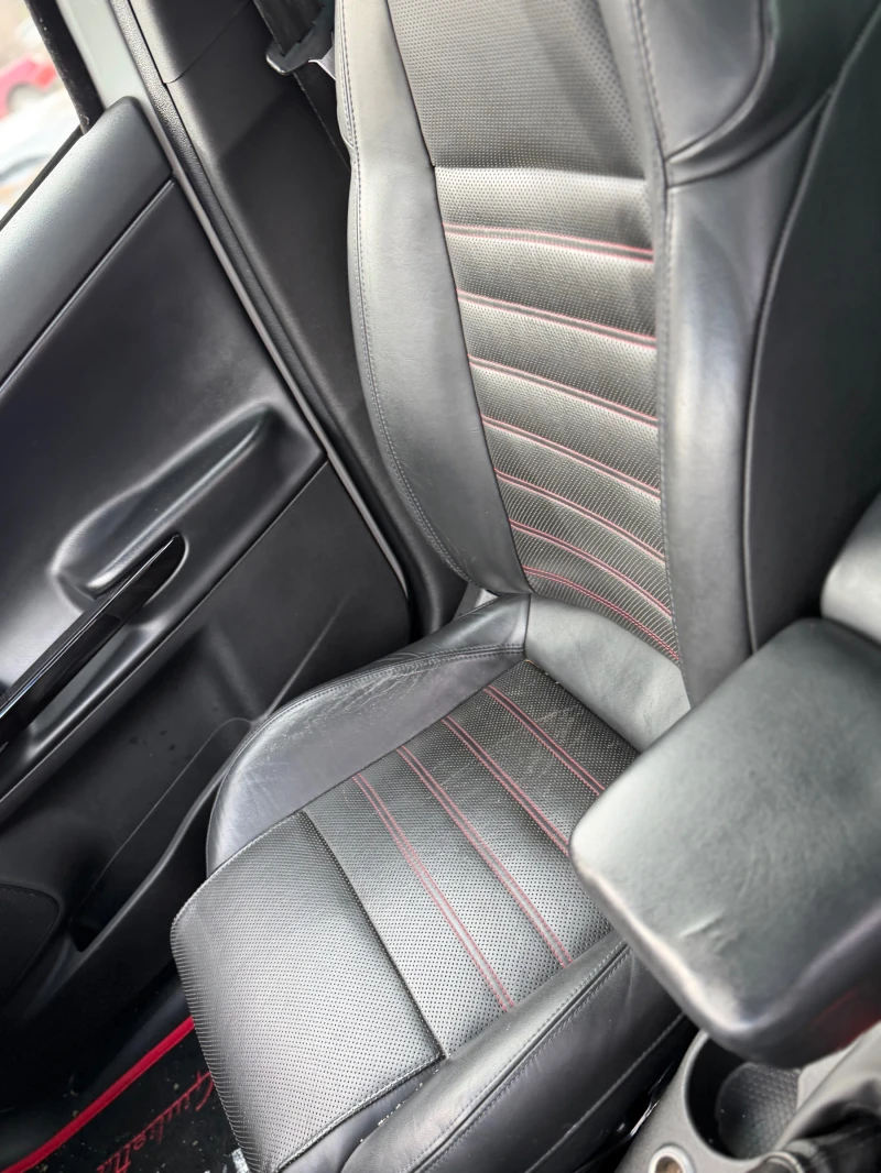 Alfa Romeo Giulietta 1.4Turbo, снимка 6 - Автомобили и джипове - 53561509