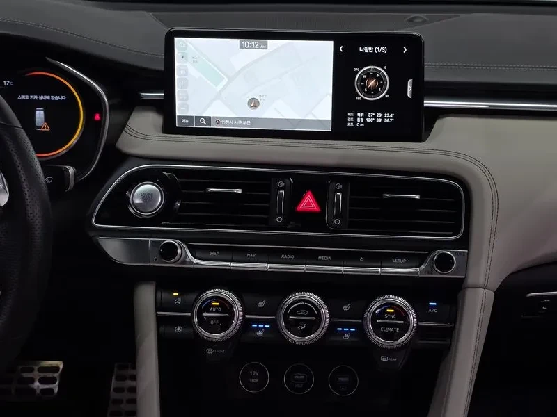 Genesis G70 3.3T/ SPORT/�������/KEYLESS/DISTRONIC/360 ������ | Mobile.bg � ����������� 14