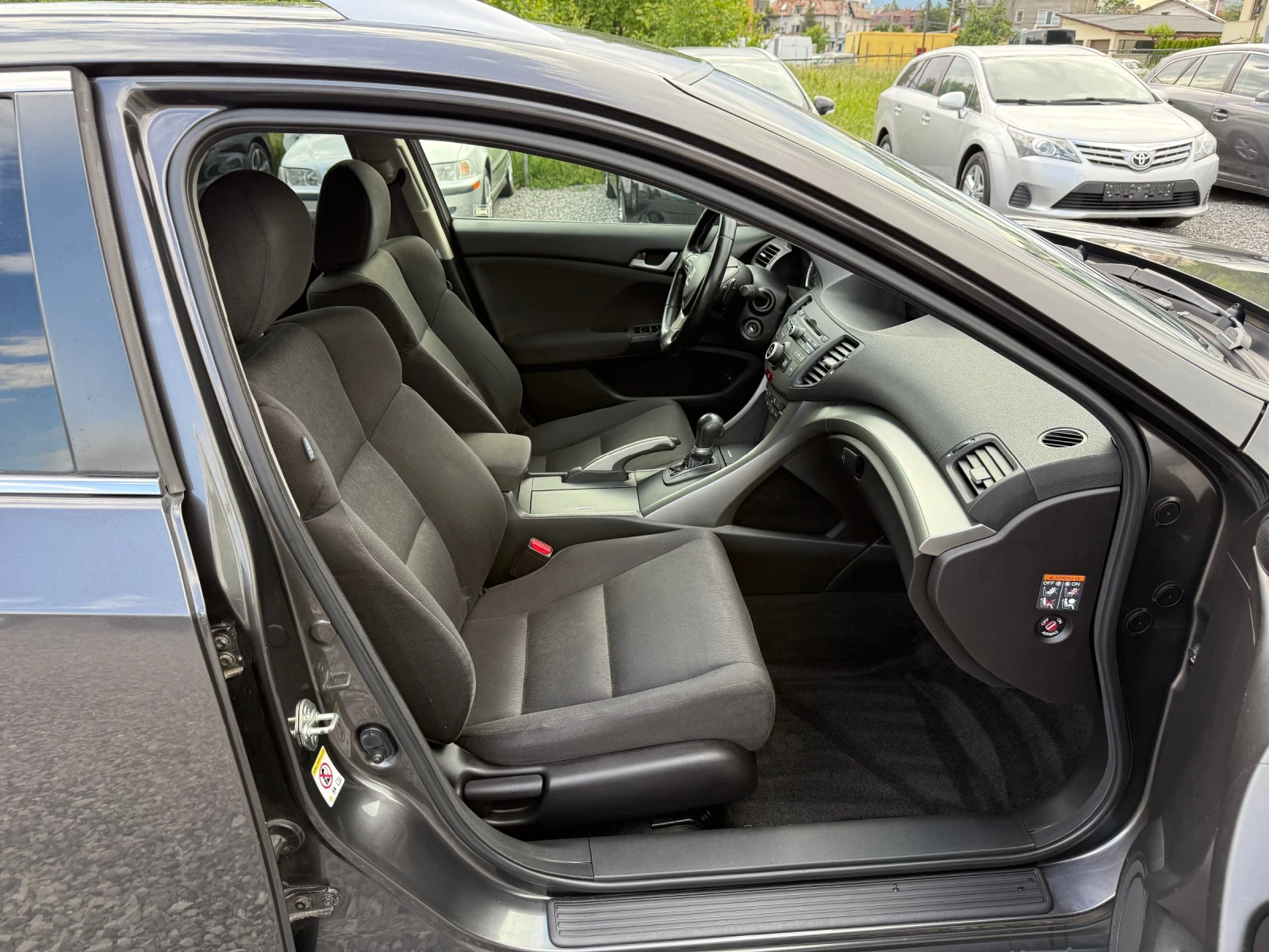 Honda Accord 2.0 i-VTEC 16V (155 кс) Automatic/2009г./Подгрев | Mobile.bg — изображение 11