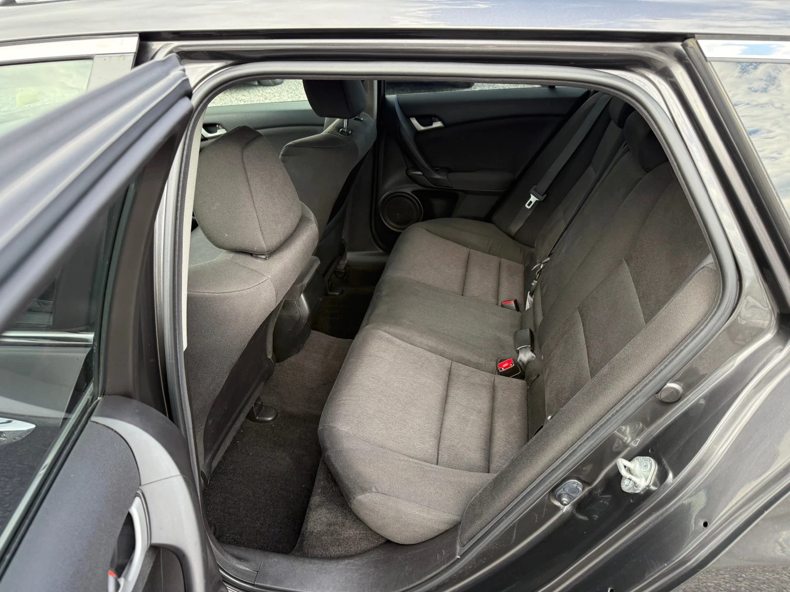Honda Accord 2.0 i-VTEC 16V (155 кс) Automatic/2009г./Подгрев | Mobile.bg — изображение 12