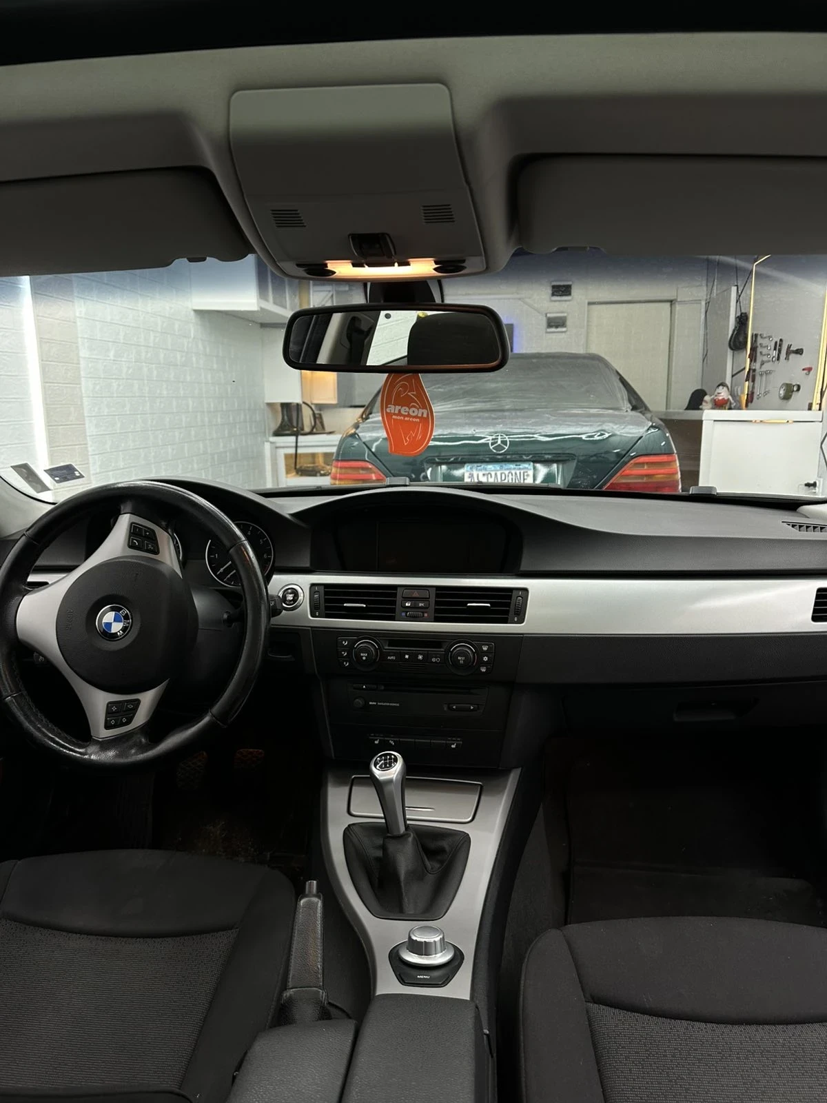 BMW 320  - изображение 8