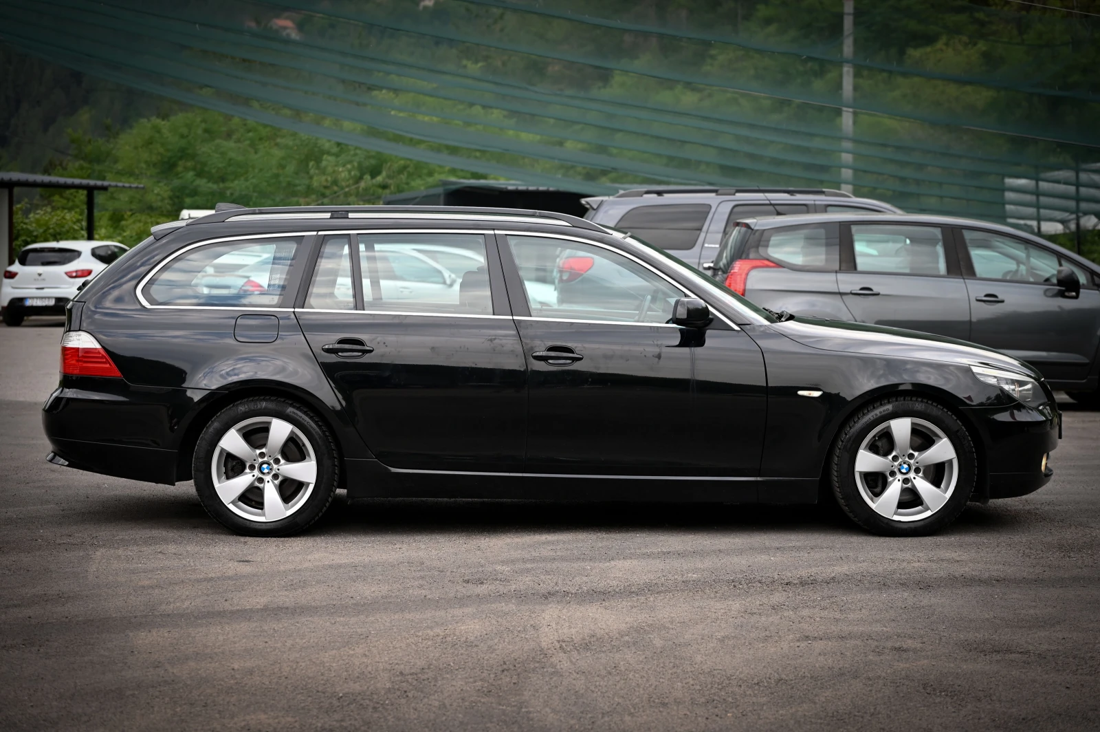 BMW 520  - изображение 6