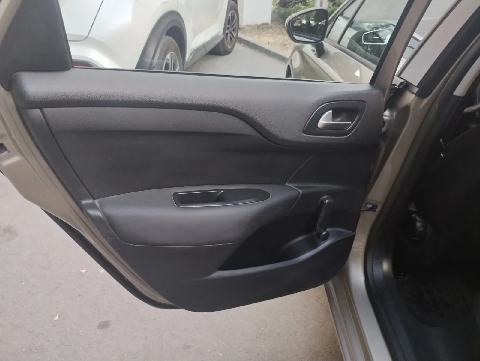 Citroen C4 1.6HDI / 1 собств. / N1 серт. товарен - изображение 10