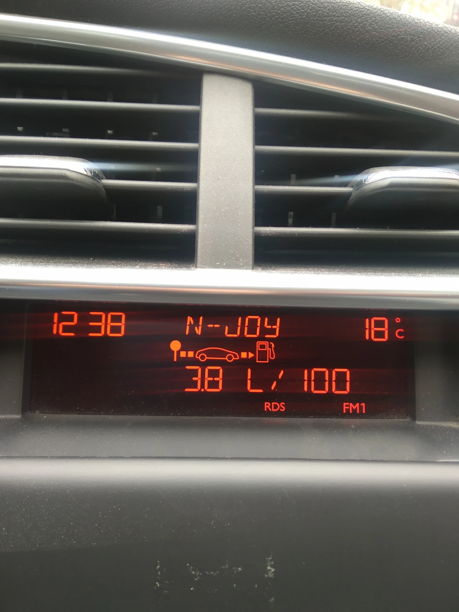 Citroen C4 1.6HDI / 1 ������. / N1 ����. | Mobile.bg � ����������� 16