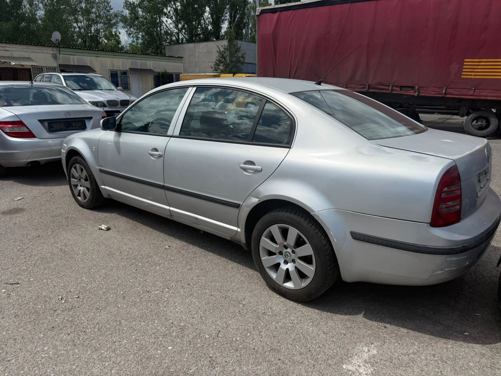 Skoda Superb 1.9tdi - изображение 3