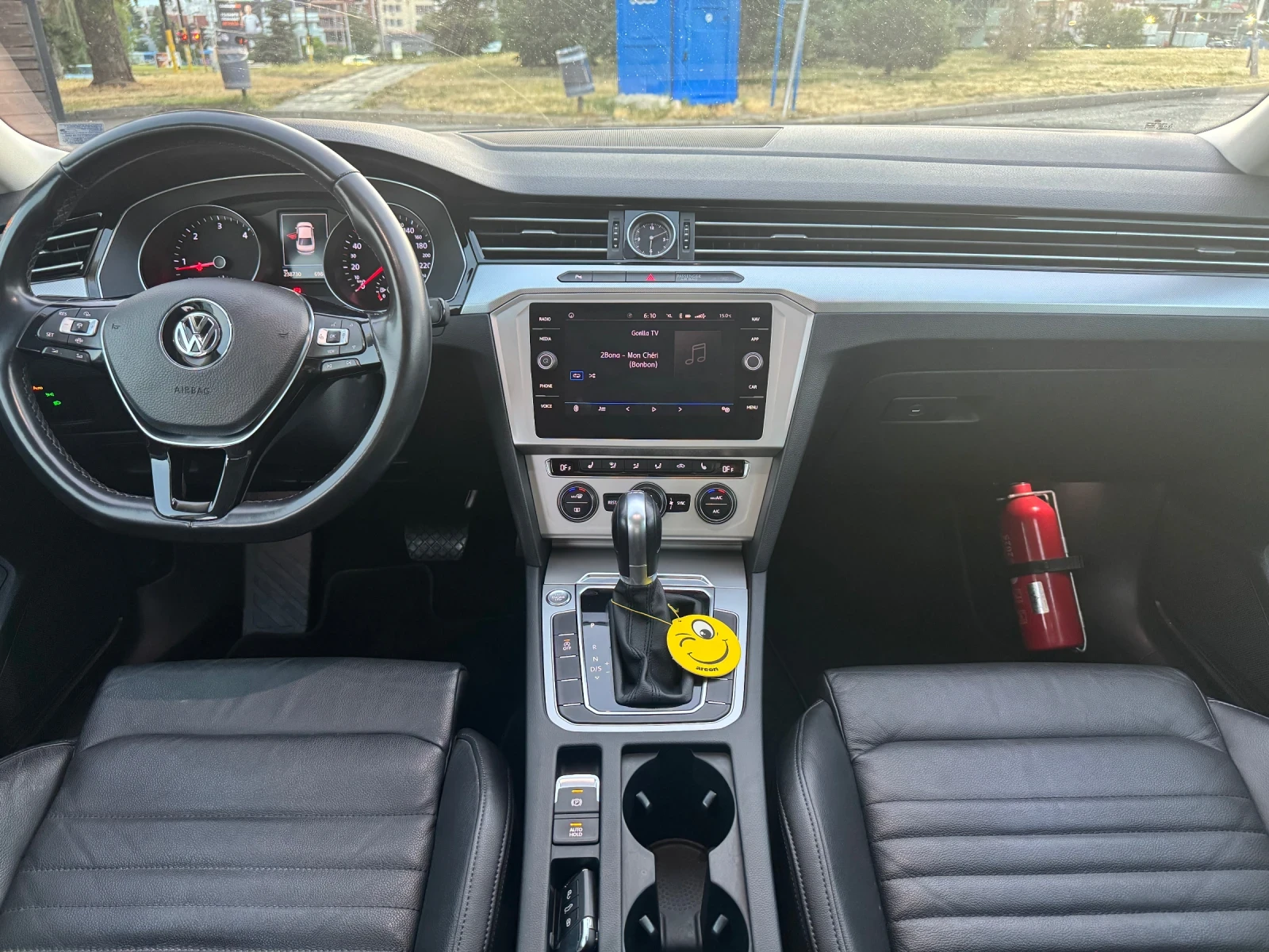 VW Passat COMFORTLINE BUSINESS - AUTOMATIC - LEATHER - DISTR - изображение 6