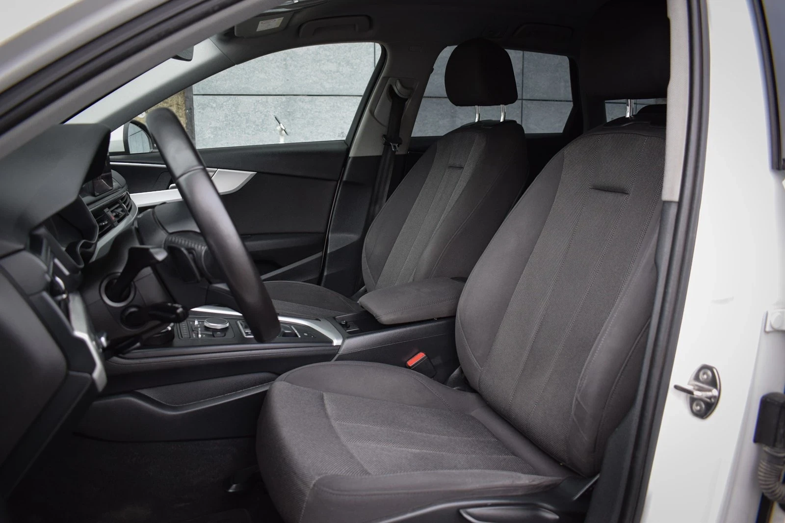 Audi A4 2.0TDI CarPlay DriveSelect | Mobile.bg   10