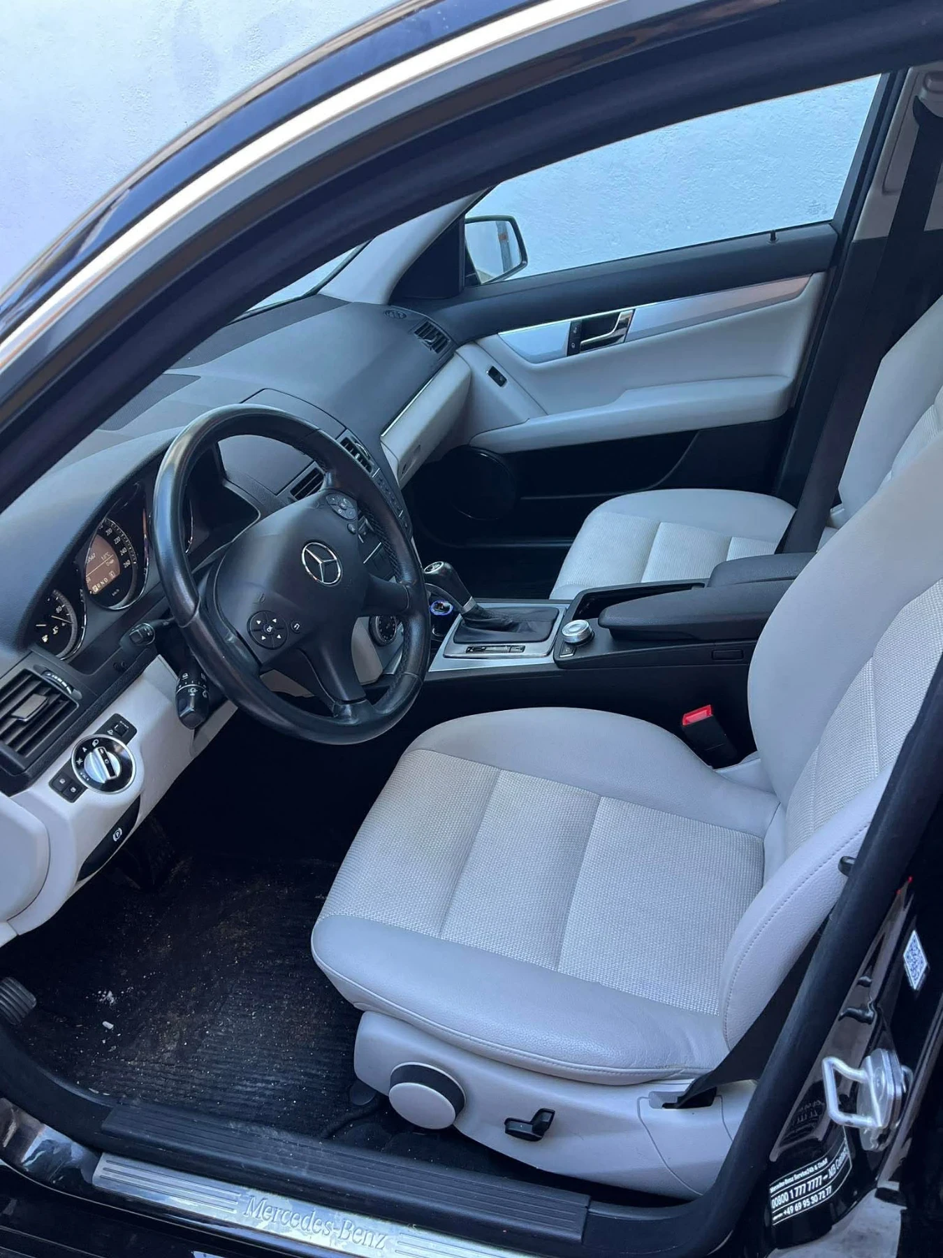 Mercedes-Benz C 180  - изображение 8