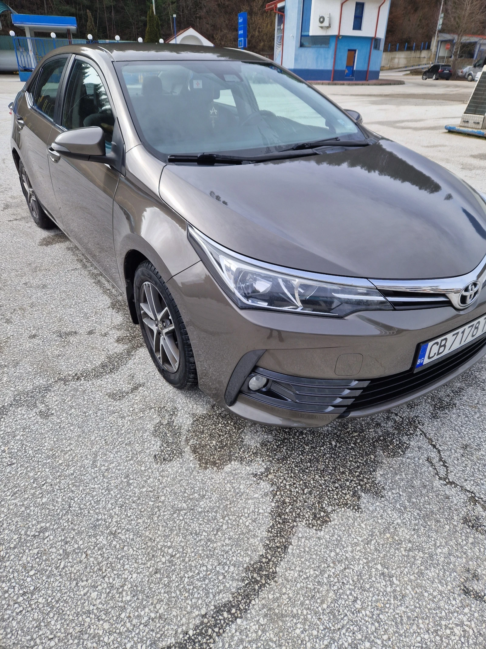 Toyota Corolla  - изображение 2