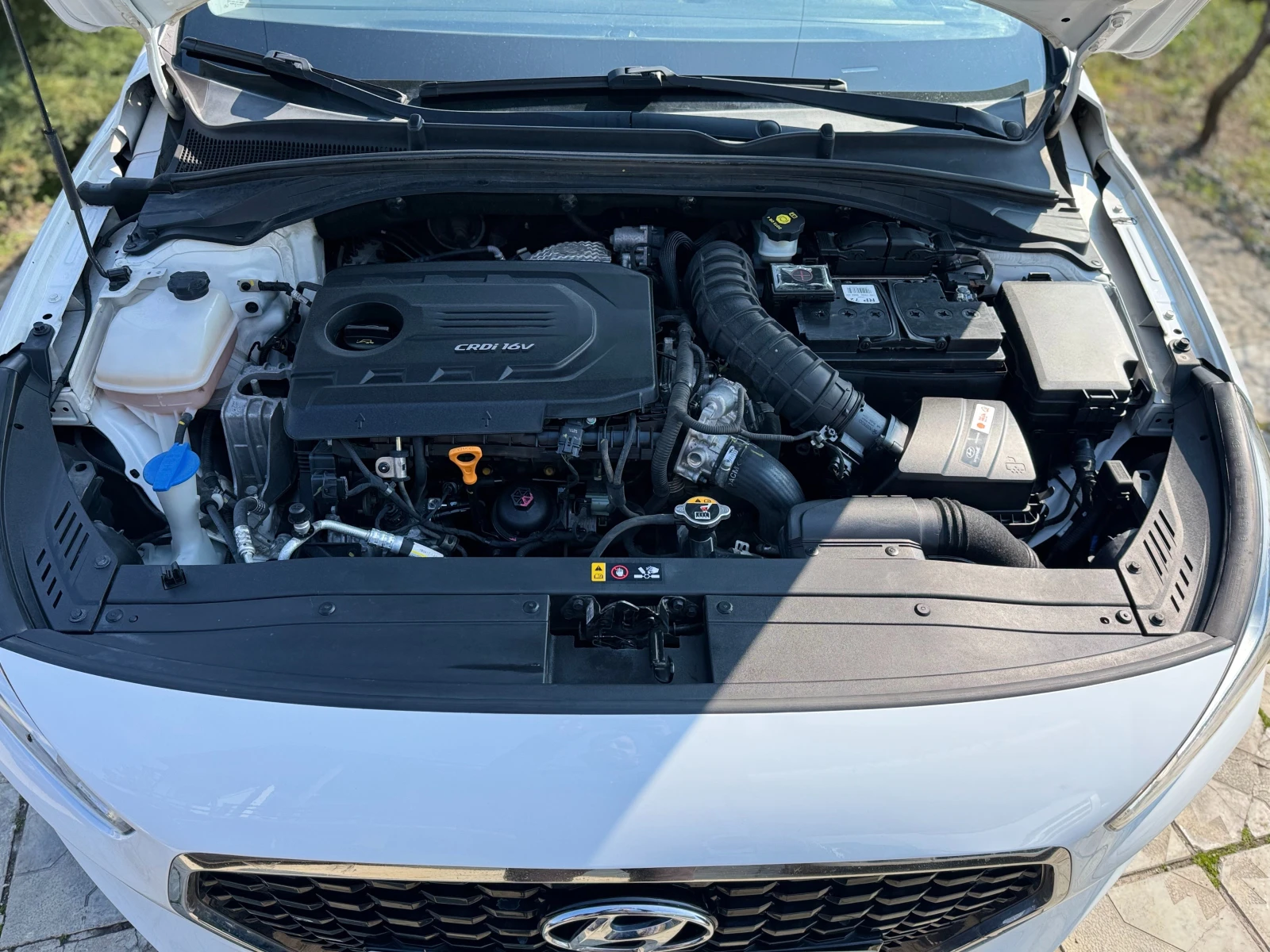 Hyundai I30 1.6CRDi, снимка 15 - Автомобили и джипове - 53765895