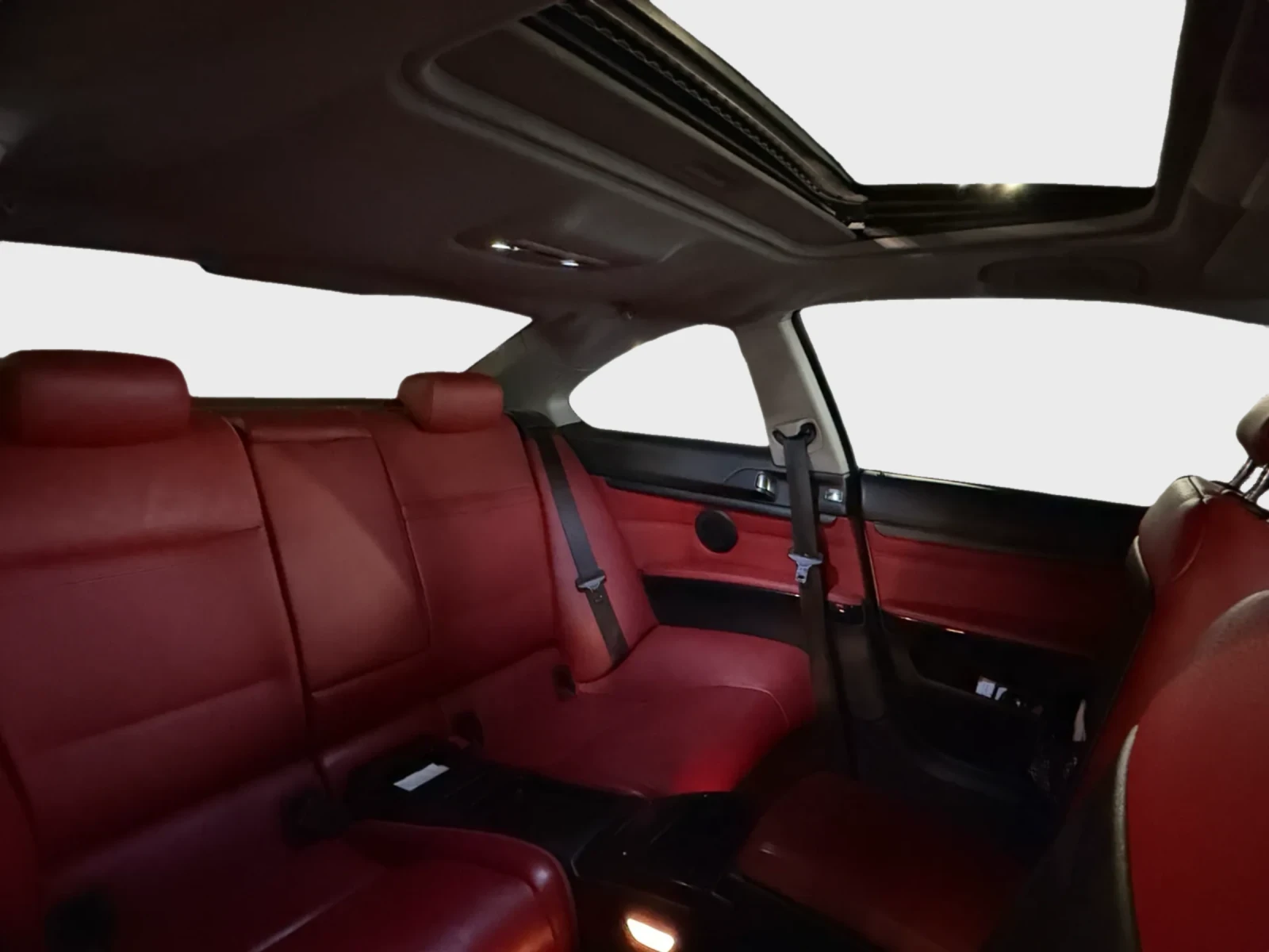 BMW 320 xDrive Individual PDC NAVI LCI, снимка 12 - Автомобили и джипове - 54335513