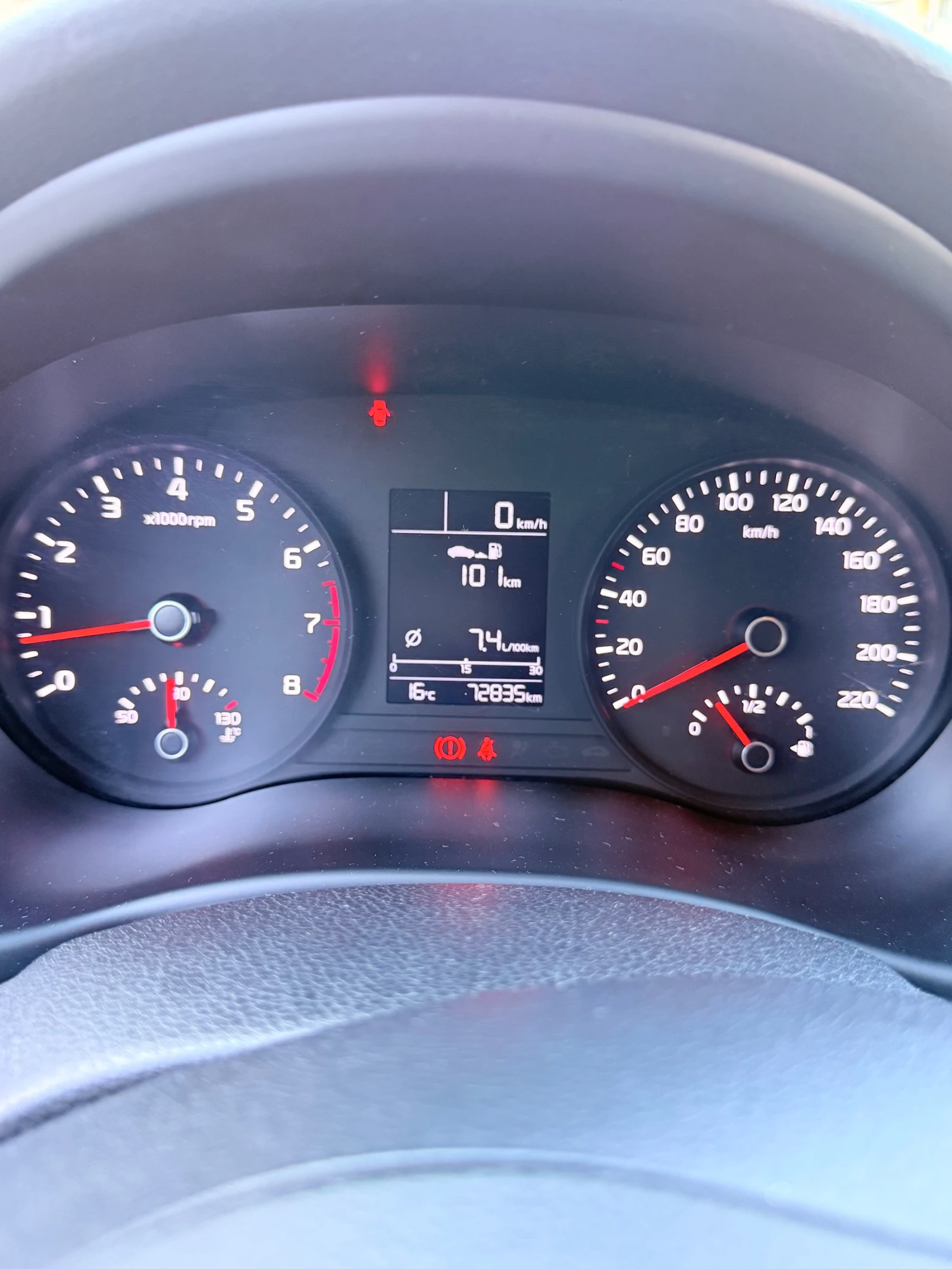 Kia Rio, снимка 5 - Автомобили и джипове - 54342097