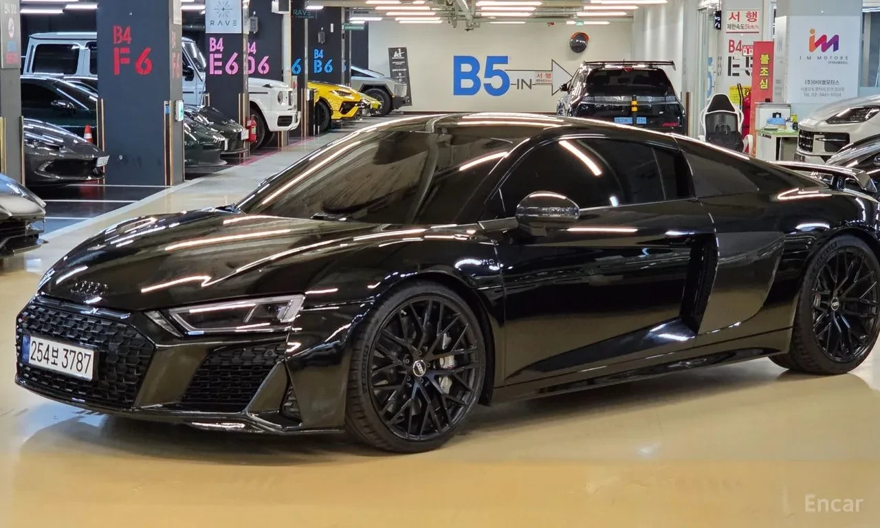 Audi R8 Bang & Olufsen* Virtual Cockpit Plus* 