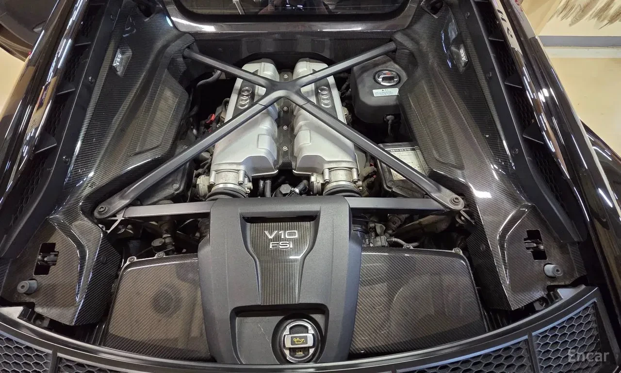 Audi R8 Bang & Olufsen* Virtual Cockpit Plus* , снимка 14 - Автомобили и джипове - 54720346