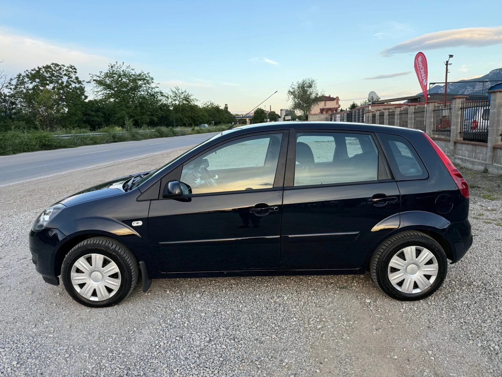 Ford Fiesta 1.4 TDCI 68 к.с., снимка 8 - Автомобили и джипове - 54722650