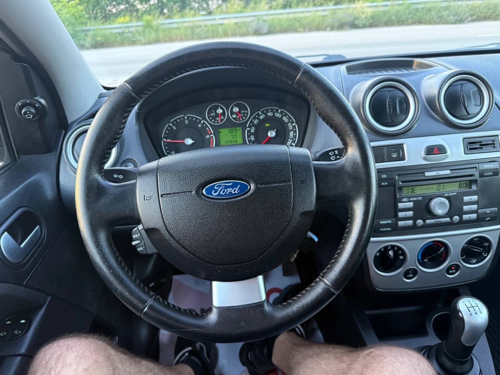 Ford Fiesta 1.4 TDCI 68 к.с., снимка 12 - Автомобили и джипове - 54722650