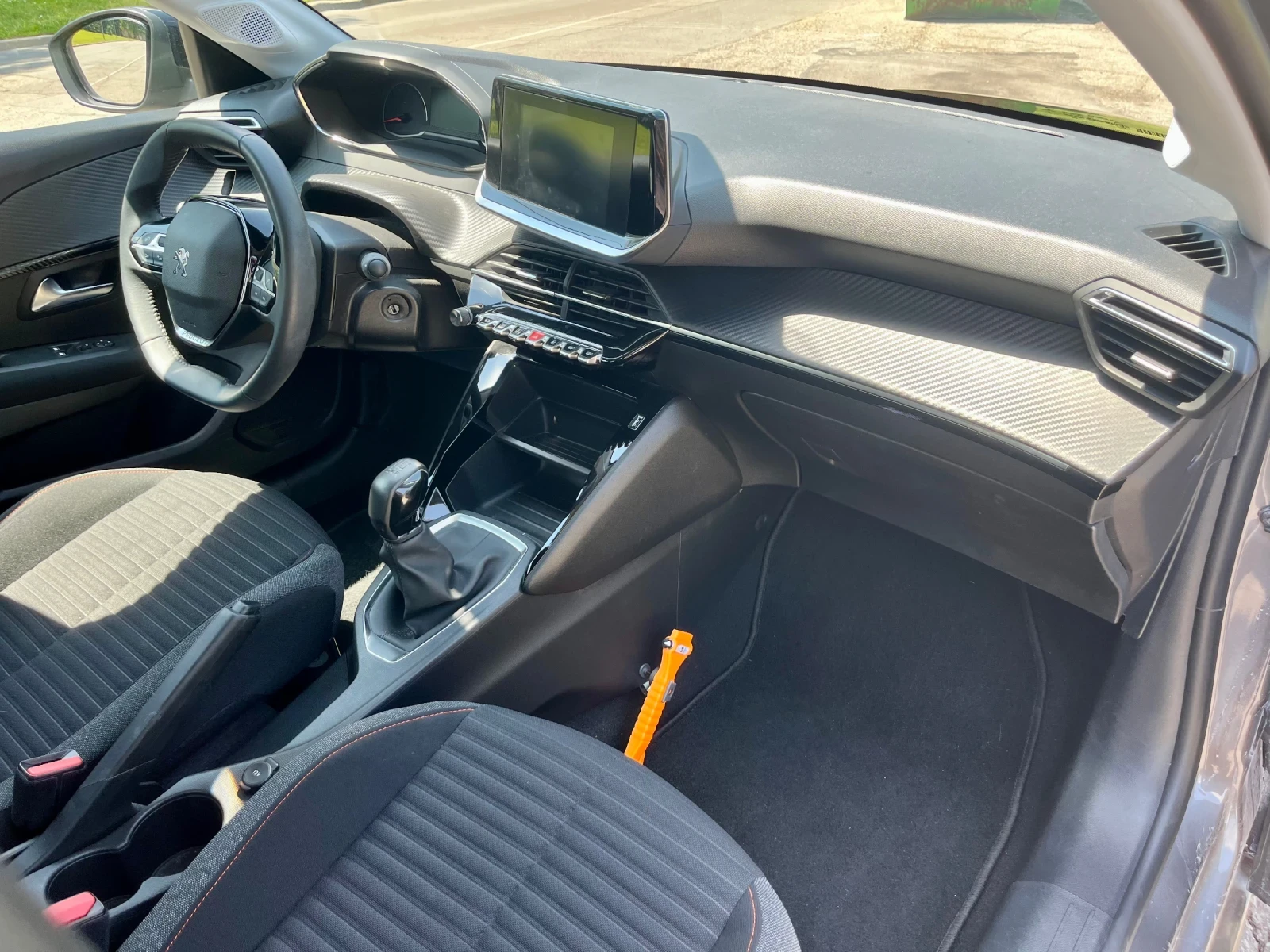 Peugeot 208 1, 2 - 50 ���. �� | Mobile.bg � ����������� 12