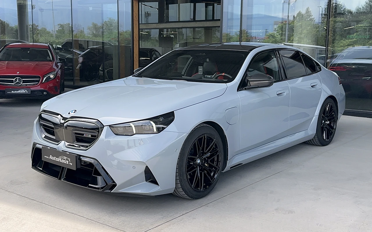 BMW M5 G90 , снимка 2 - Автомобили и джипове - 55043383