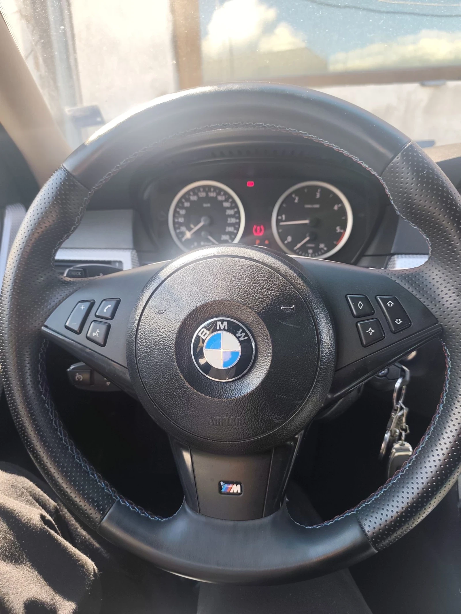 BMW 530, снимка 5 - Автомобили и джипове - 55454444