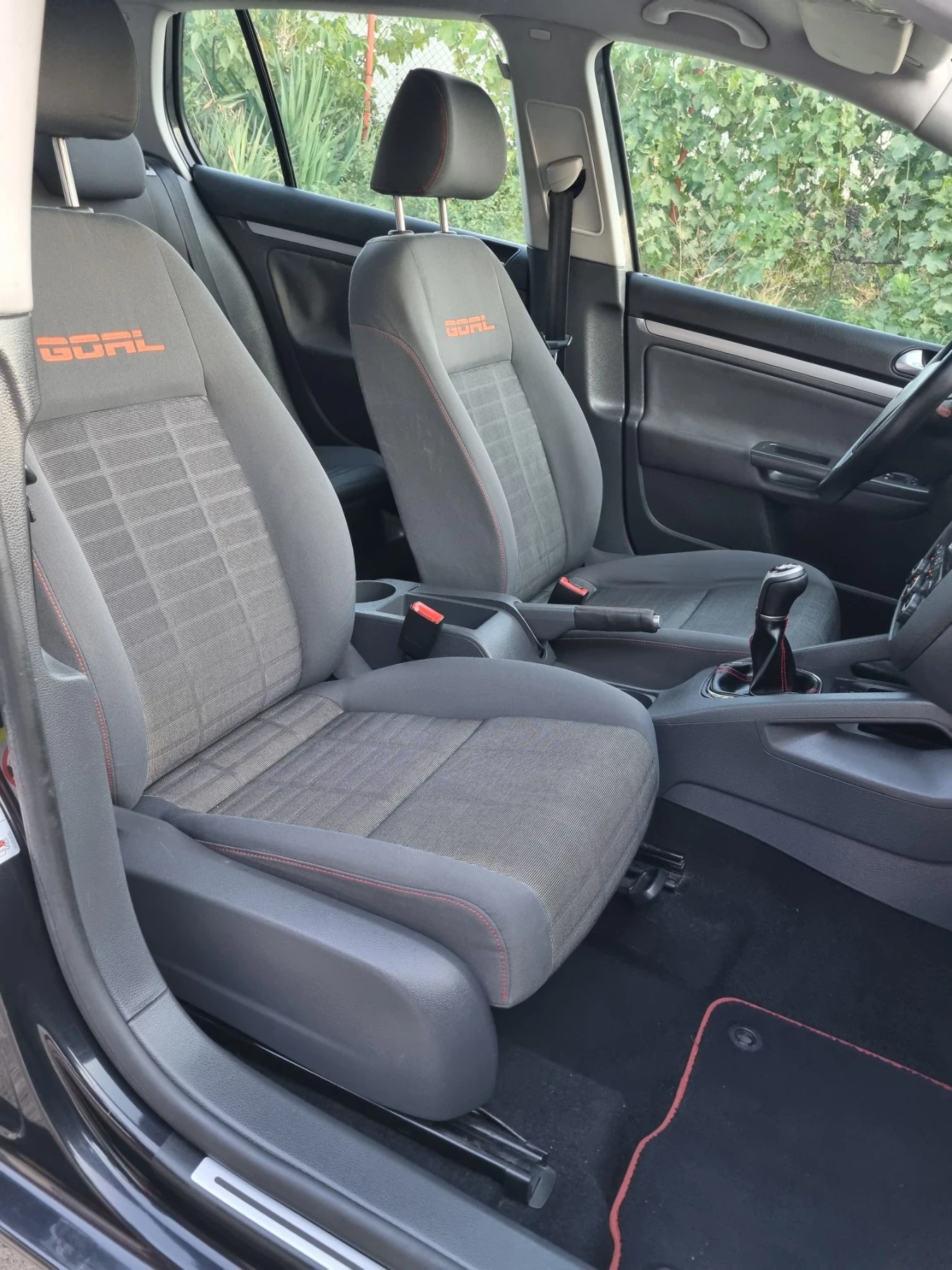 VW Golf 1.9tdi 105 коня GOAL , снимка 10 - Автомобили и джипове - 55729900