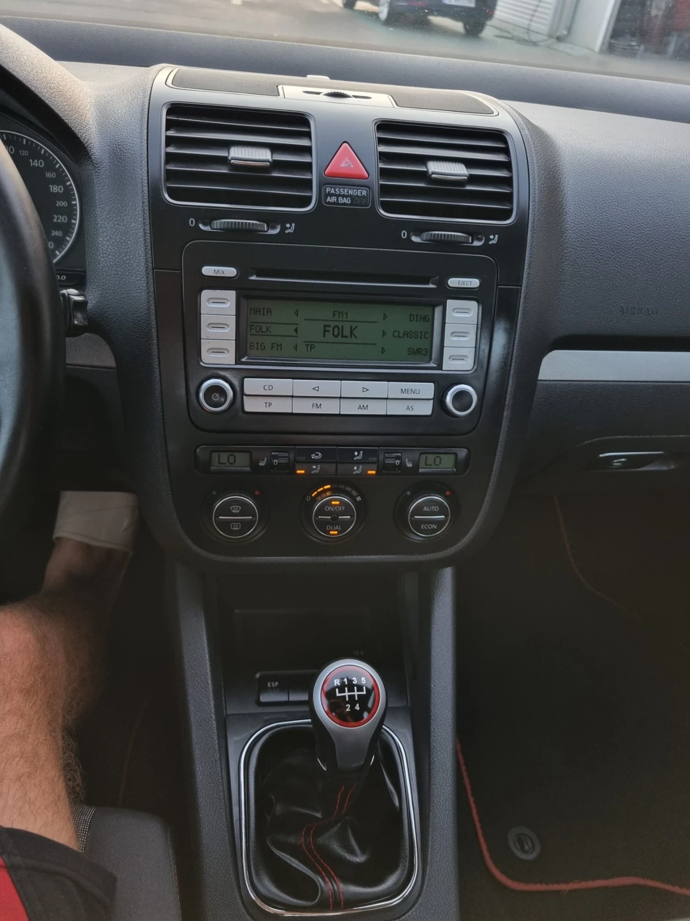 VW Golf 1.9tdi 105 коня GOAL , снимка 13 - Автомобили и джипове - 55729900