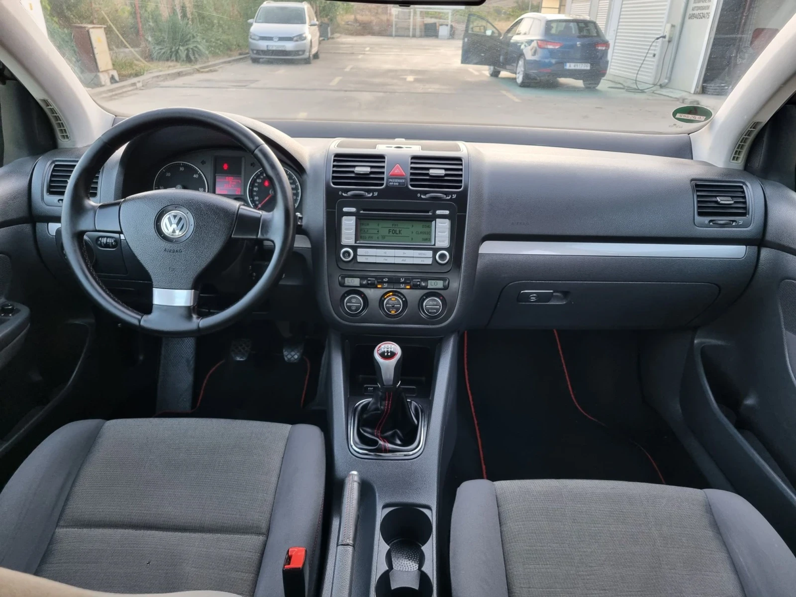 VW Golf 1.9tdi 105 коня GOAL , снимка 14 - Автомобили и джипове - 55729900