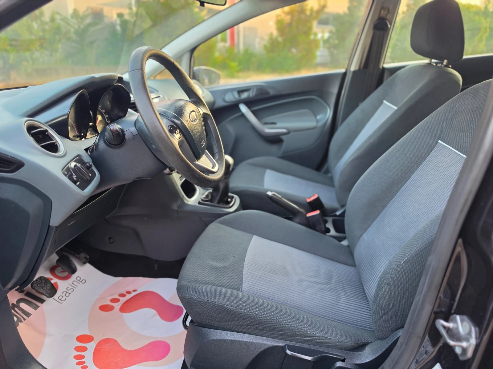 Ford Fiesta 1.25i 82hp * EURO 5 * �������� * ������ *  | Mobile.bg � ����������� 14