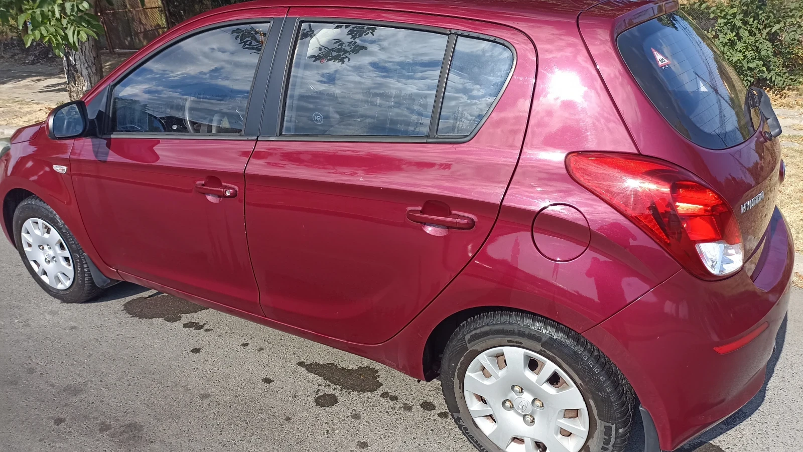 Hyundai I20 от БГ, снимка 4 - Автомобили и джипове - 55859392