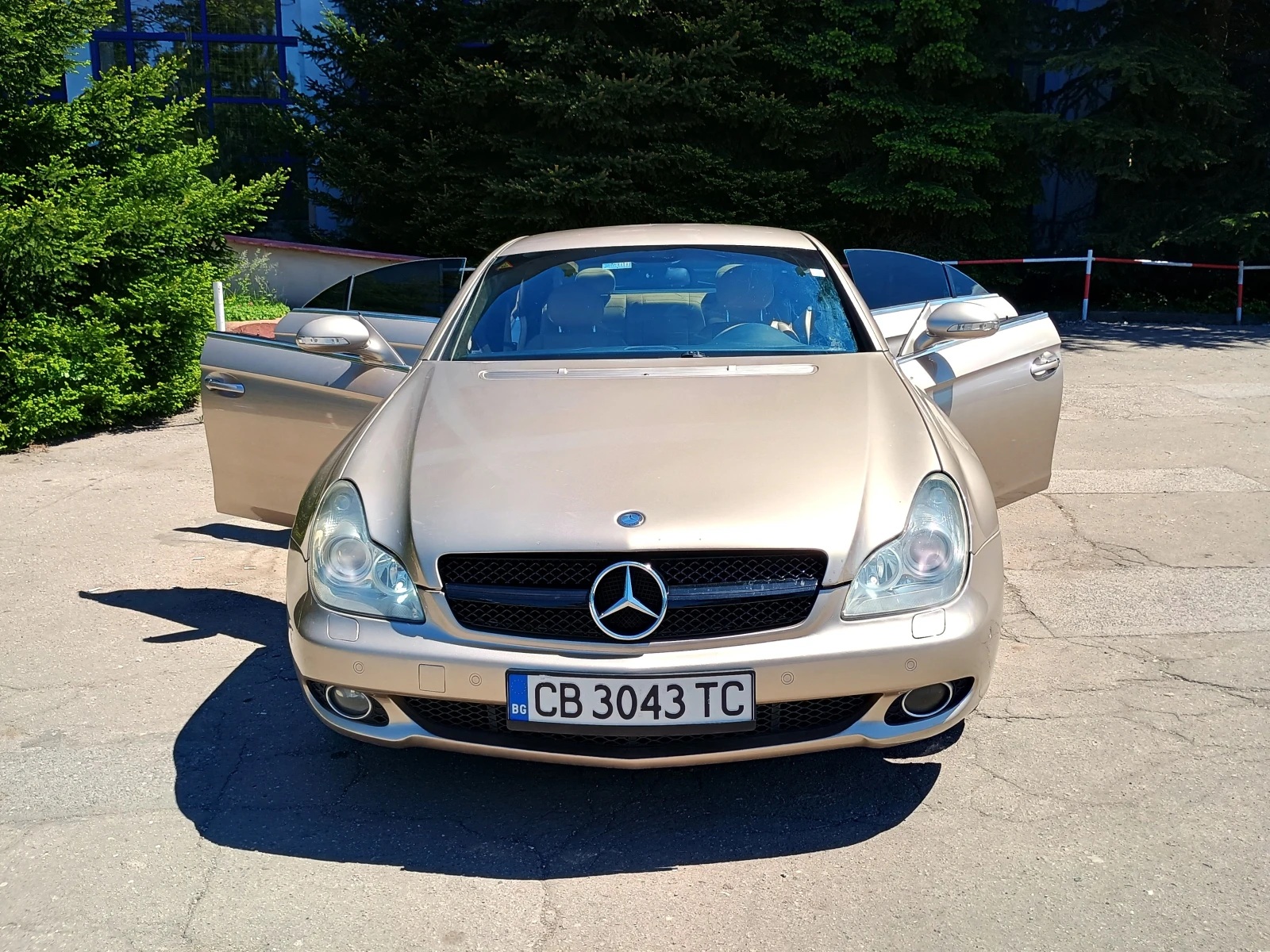 Mercedes-Benz CLS 350 Златен, снимка 7 - Автомобили и джипове - 56199213