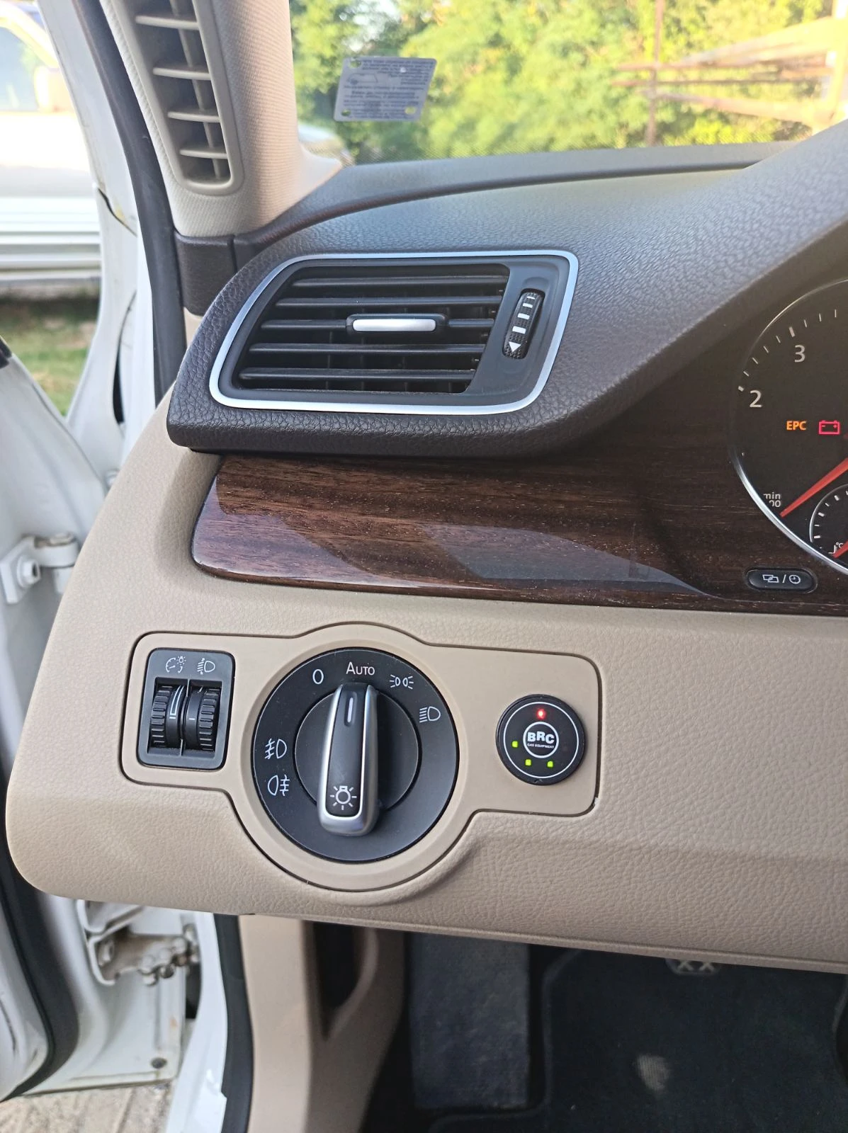 VW Passat 2.0 TSI/ LPG, снимка 8 - Автомобили и джипове - 56273514