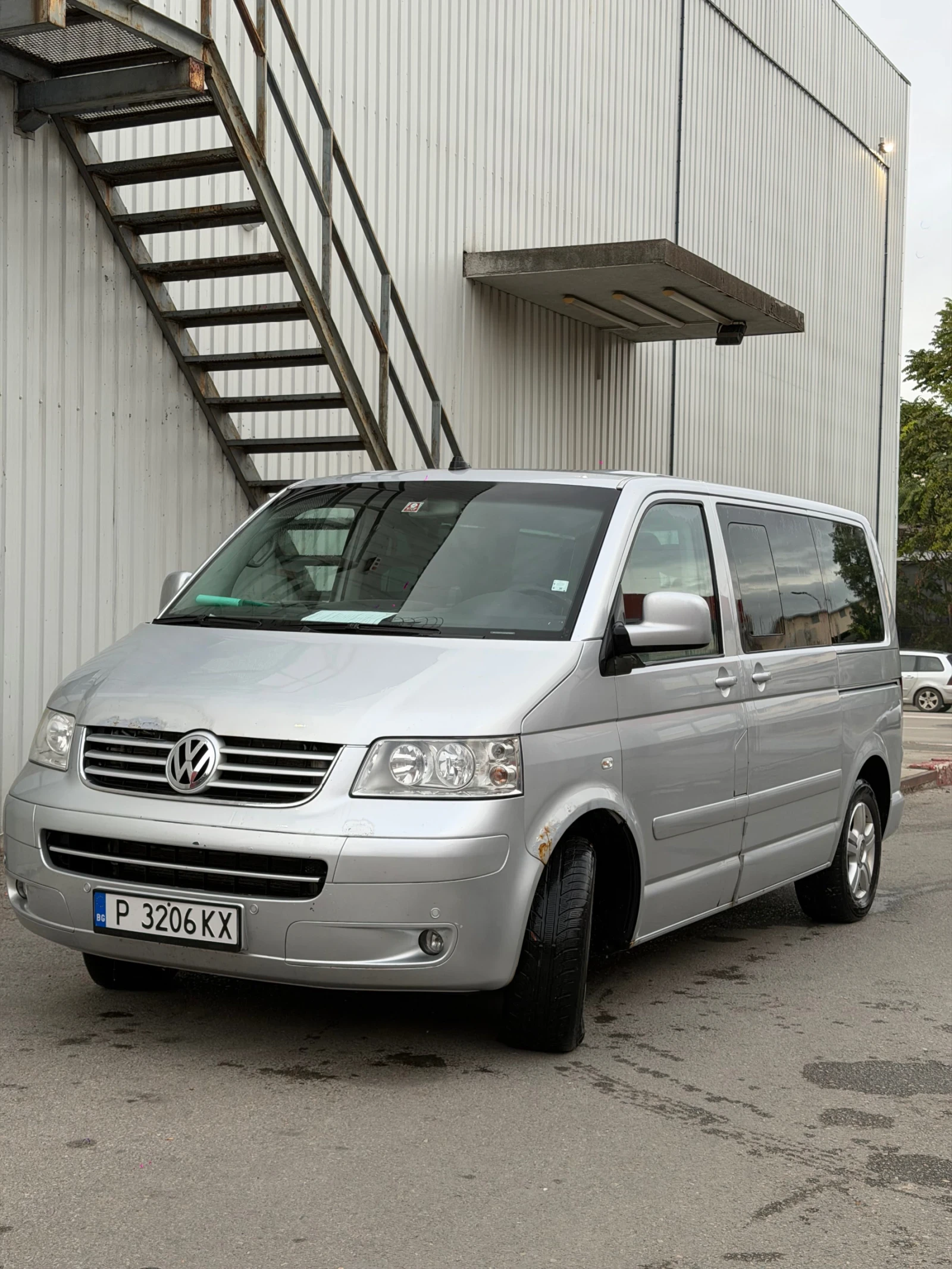 VW Multivan 2.5 TDI 174 к.с.