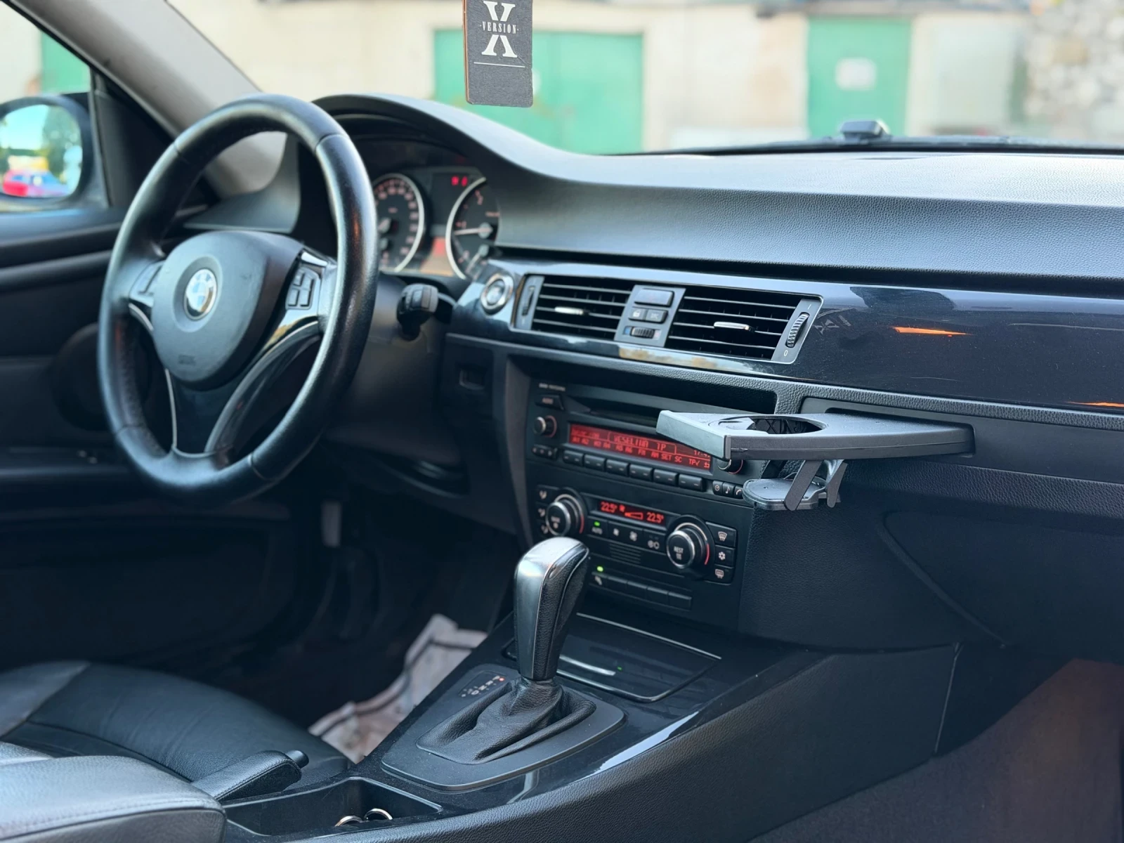 BMW 320 E92 Coupe* M packet*  Автоматик*  Keyless , снимка 14 - Автомобили и джипове - 56640866