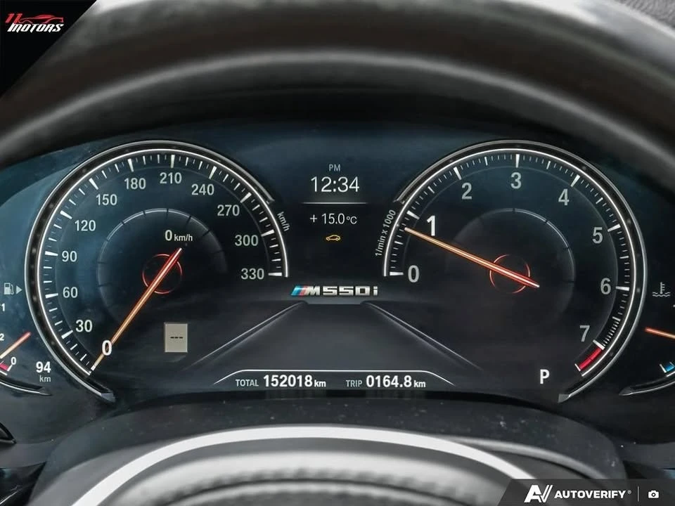 BMW 550 M550 АвтоКредит, снимка 10 - Автомобили и джипове - 56734665