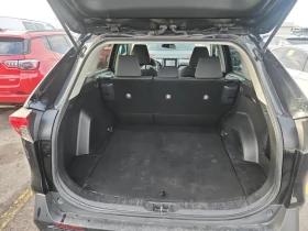Toyota Rav4 LE  CARFAX, снимка 13