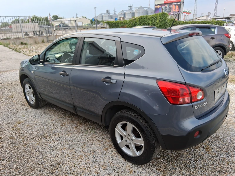 Nissan Qashqai 1.6 бензин , снимка 6 - Автомобили и джипове - 50824132