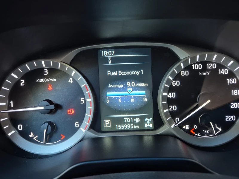 Nissan Navara 2.3L dCi/Full Tekna/360 Navi, снимка 11 - Автомобили и джипове - 52623745