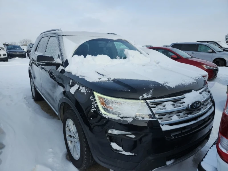 Ford Explorer * XLT * CARFAX * БЕЗ ПЪРВОНАЧАЛНА ВНОСКА, снимка 2 - Автомобили и джипове - 52972820