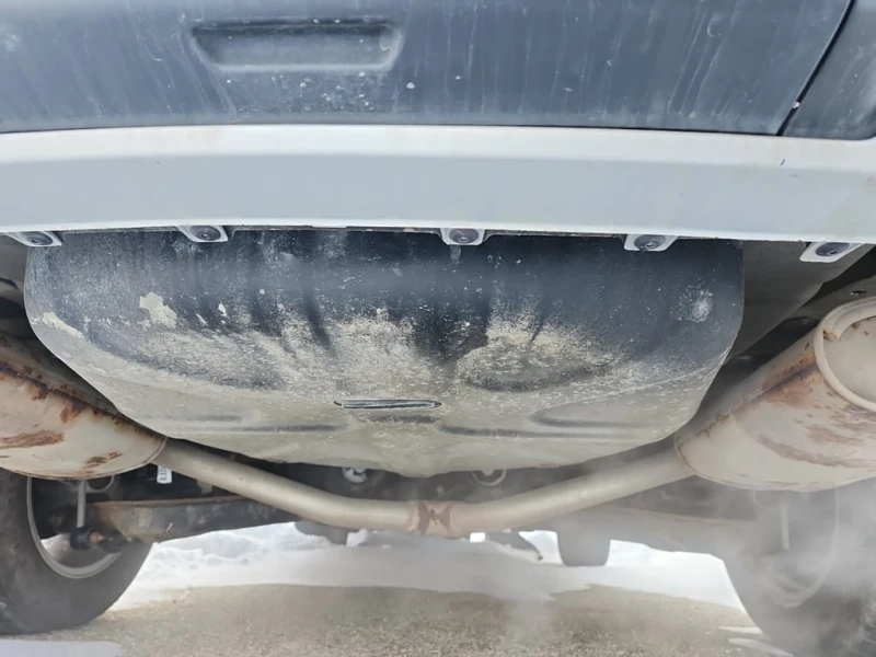 Ford Explorer * XLT * CARFAX * БЕЗ ПЪРВОНАЧАЛНА ВНОСКА, снимка 16 - Автомобили и джипове - 52972820