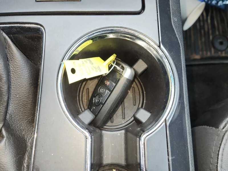 Ford Explorer * XLT * CARFAX * БЕЗ ПЪРВОНАЧАЛНА ВНОСКА, снимка 8 - Автомобили и джипове - 52972820