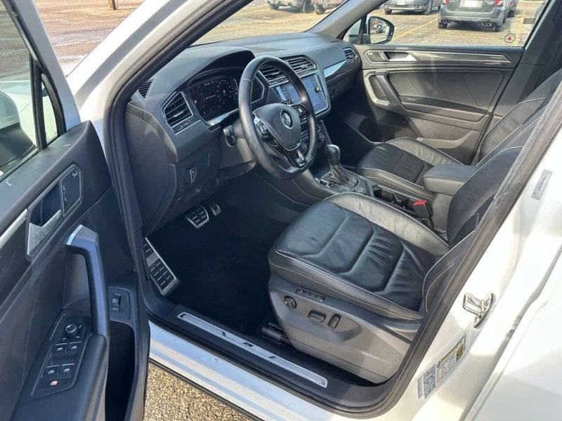VW Tiguan * 4Motion SEL Premium R Line * CARFAX * ЦЕНА ДО БГ, снимка 5 - Автомобили и джипове - 53274250