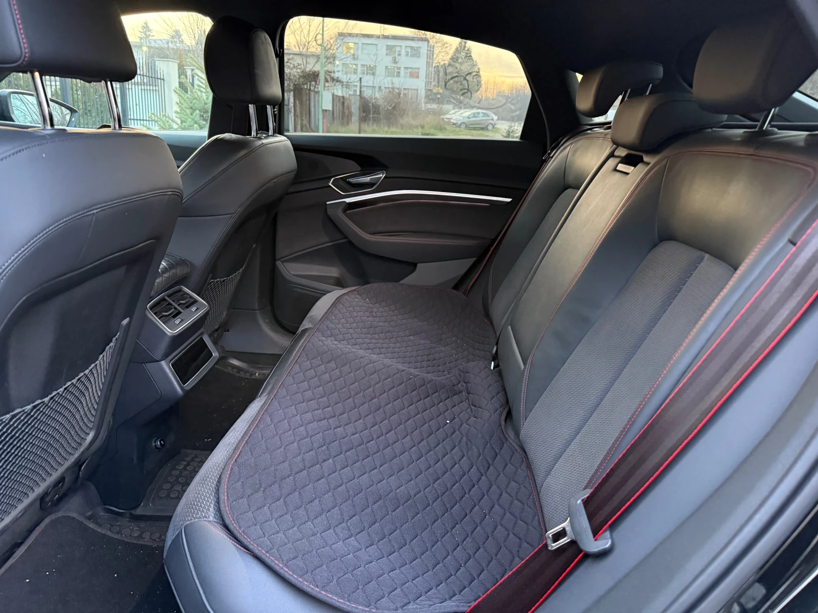 Audi Q8 50 e-tron quattro | Mobile.bg � ����������� 7