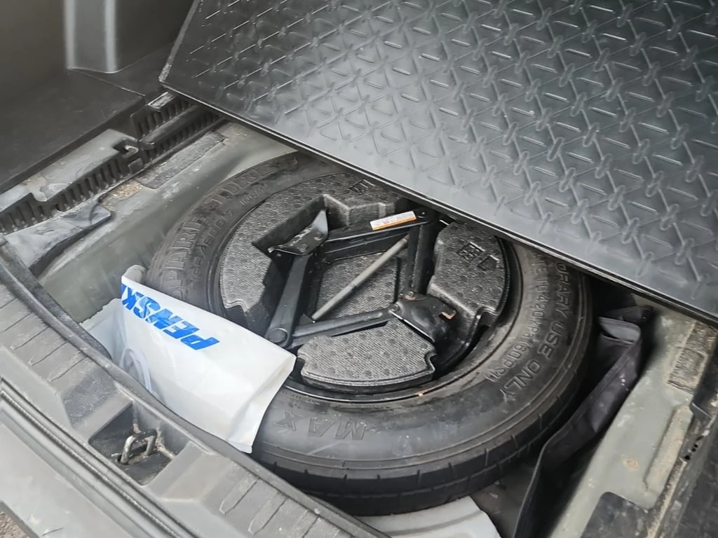 Toyota Rav4 LE  CARFAX | Mobile.bg � ����������� 14