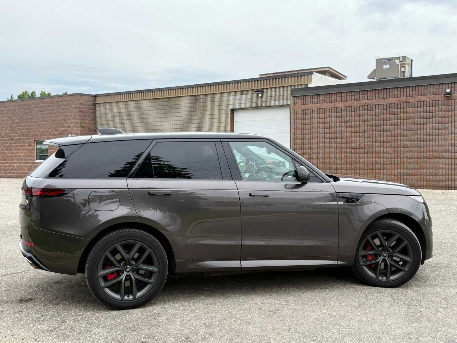 Land Rover Range Rover Sport Dynamic HSE * CARFAX * АВТО КРЕДИТ * , снимка 4 - Автомобили и джипове - 55053505
