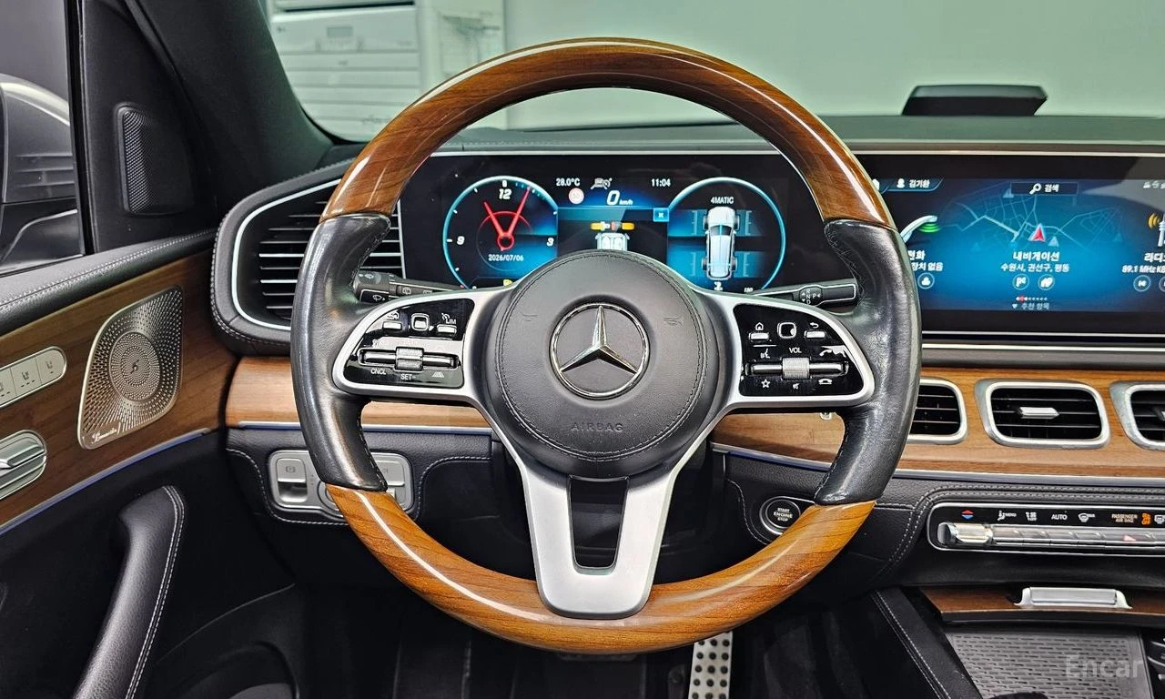 Mercedes-Benz GLS 400 BURMESTER* ОБДУХВАНЕ* ДИСТРОНИК* 360КАМЕРА* ПАНОРА, снимка 7 - Автомобили и джипове - 55431632